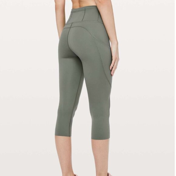 Lululemon Fast & Free Crop II *Nulux 19" Grey Sage - Picture 1 of 1